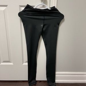 Black metalic shinny finish workout legging